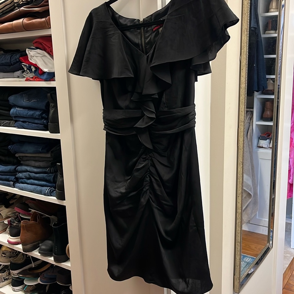 M60, Black Dress, Size 4, Excellent Condition.